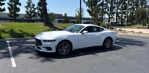 Ford Mustang 2024