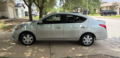 Nissan Versa 2019