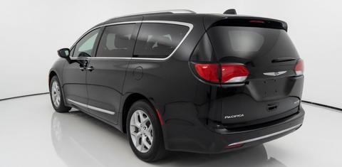 Chrysler Pacifica 2017