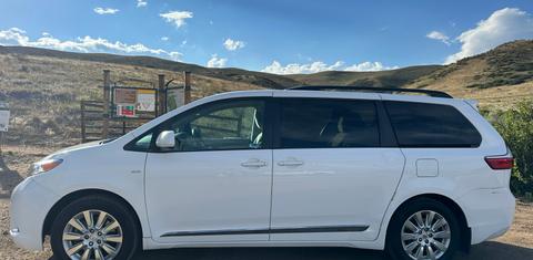 Toyota Sienna 2016