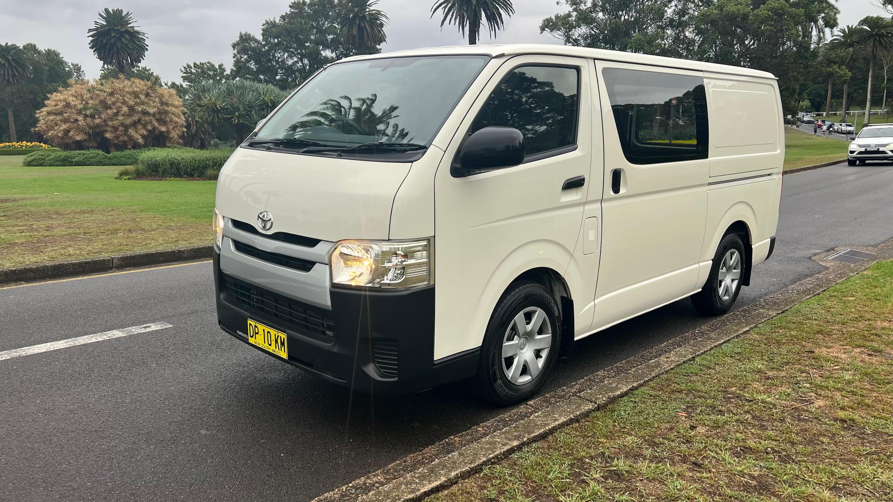 Toyota HIACE 2014 in Rosebery