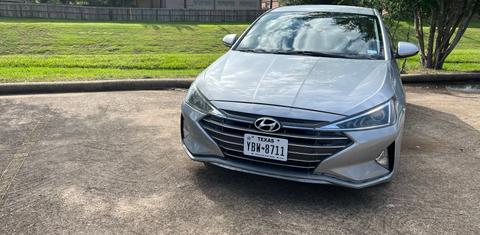 Hyundai Elantra 2020