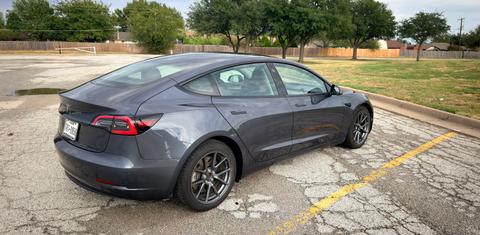 Tesla Model 3 2023