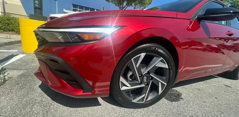 Hyundai Elantra 2025
