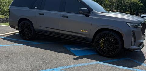 Cadillac Escalade ESV 2024