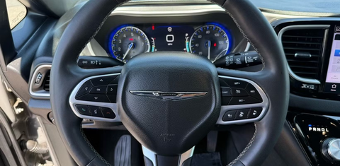 Chrysler Pacifica 2025