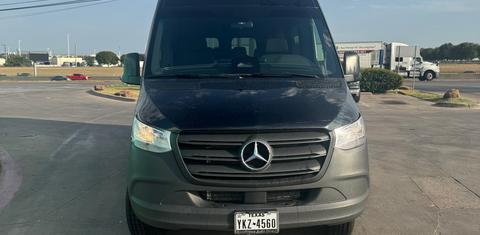 Mercedes-Benz Sprinter 2025