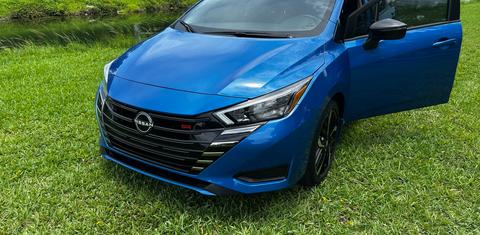Nissan Versa 2023