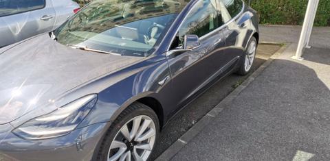 Tesla MODEL 3 2020