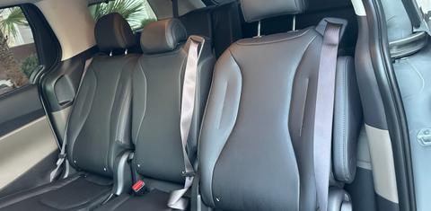 Kia Carnival Hybrid 2025
