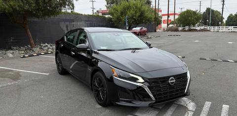 Nissan Altima 2025
