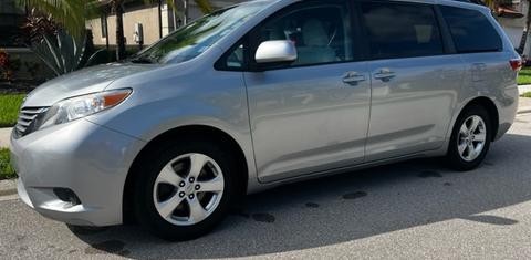 Toyota Sienna 2017