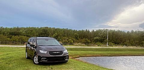 Chrysler Pacifica 2022