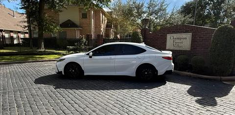 Toyota Camry Hybrid 2026