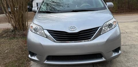 Toyota Sienna 2014