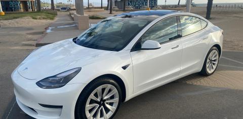 Tesla Model 3 2022