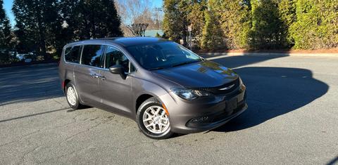 Chrysler Voyager 2023