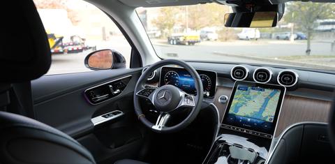 Mercedes-Benz GLC-Class 2025