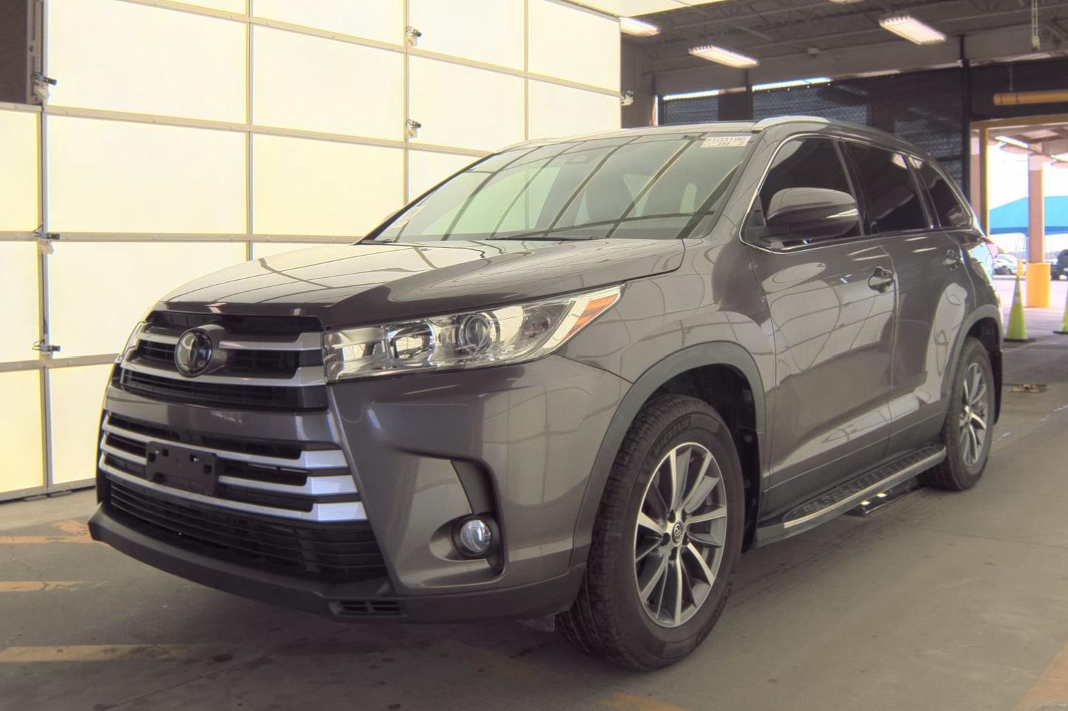 Toyota Highlander 2019 in Fort Lauderdale, FL