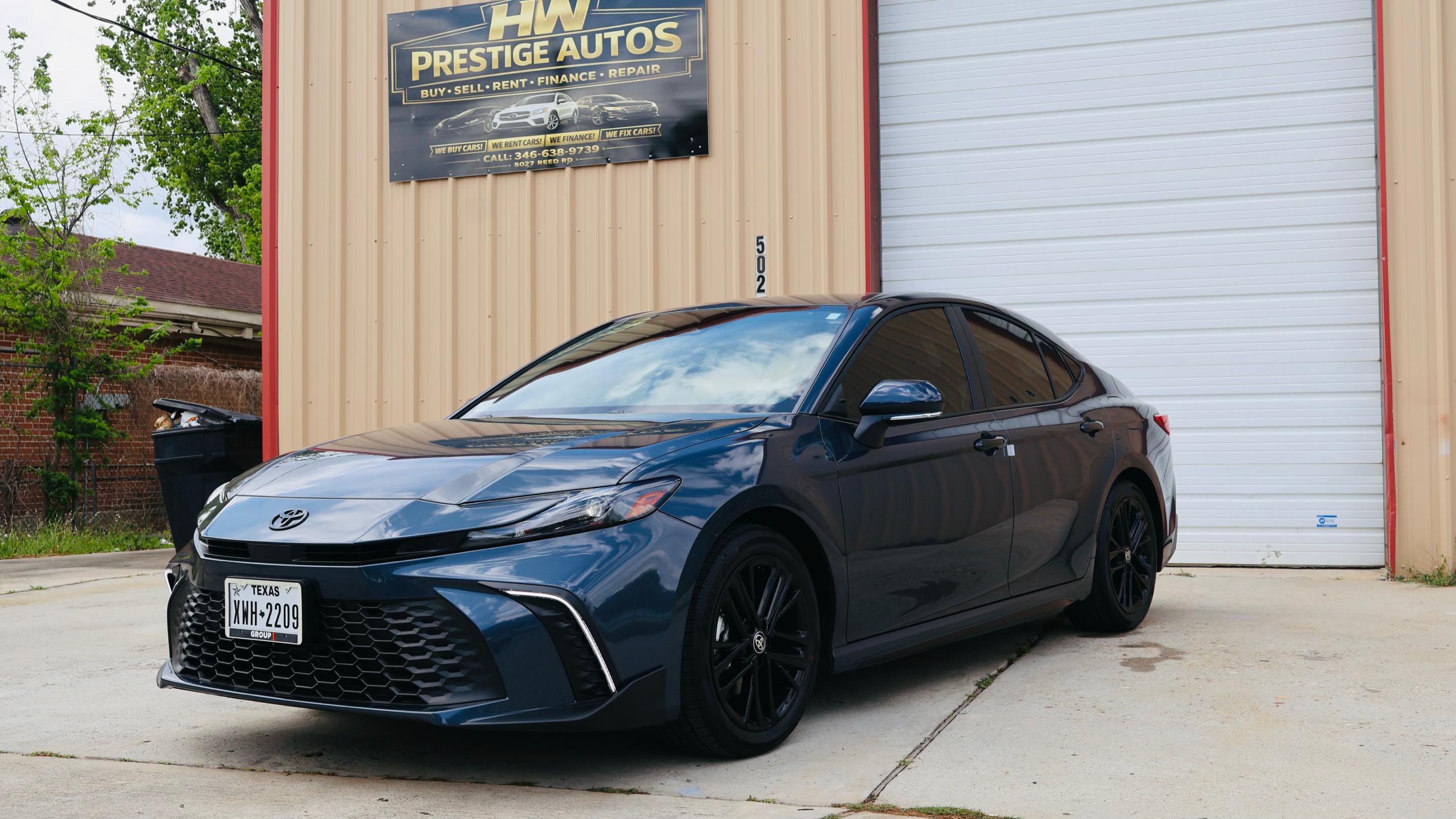 Toyota Camry Hybrid 2026 in Houston, TX