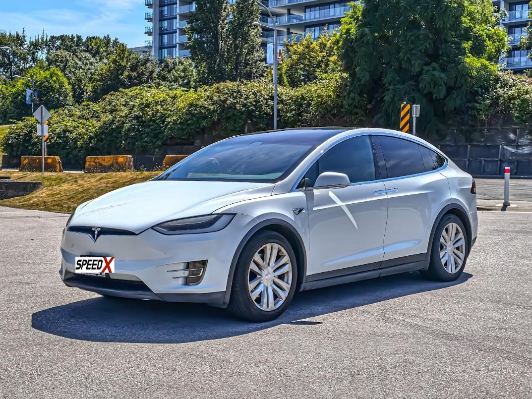Tesla Model X 2017 in Richmond, BC