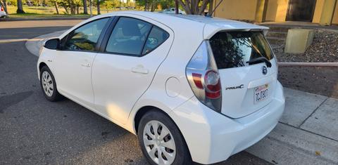 Toyota Prius c 2013
