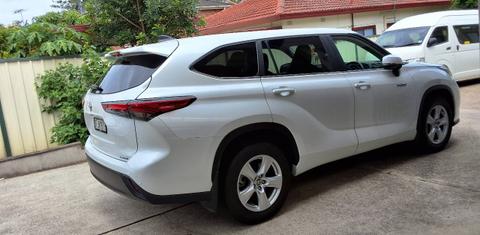 Toyota KLUGER 2023