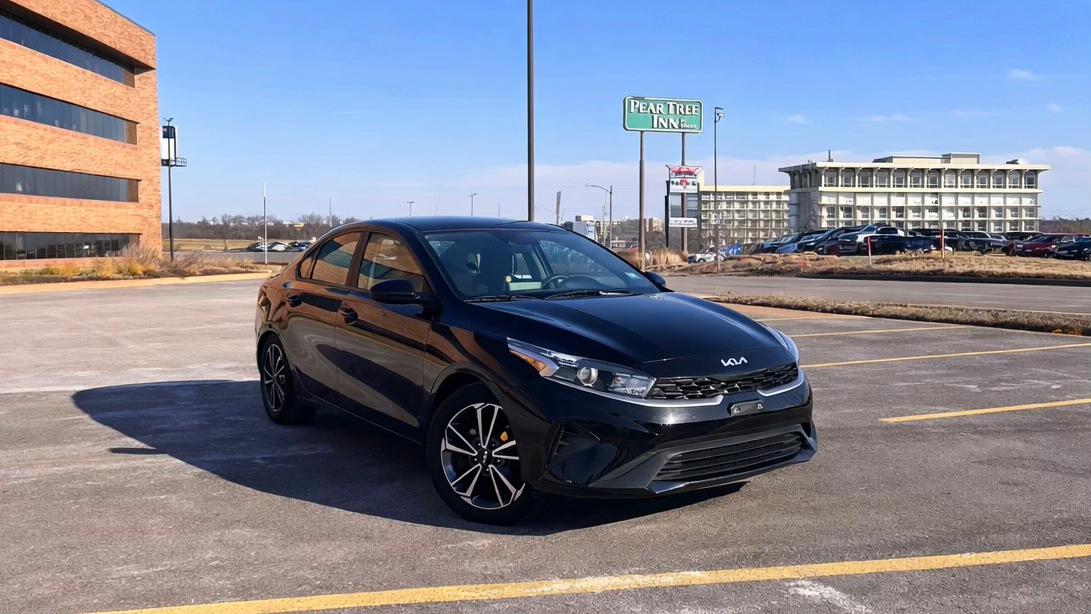Kia Forte 2023 in Saint Ann, MO
