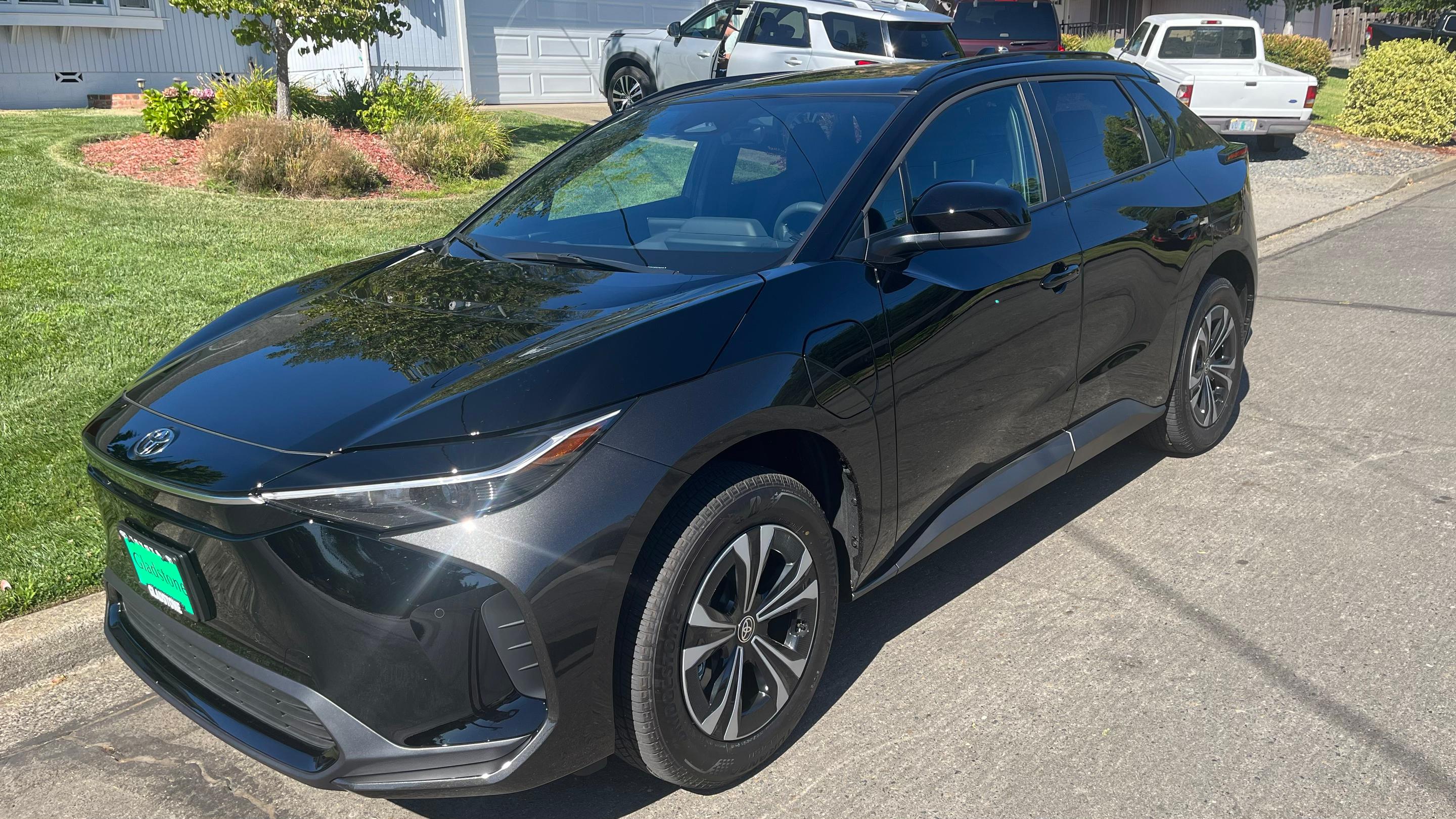 Toyota bZ4X 2025 in Grants Pass, OR