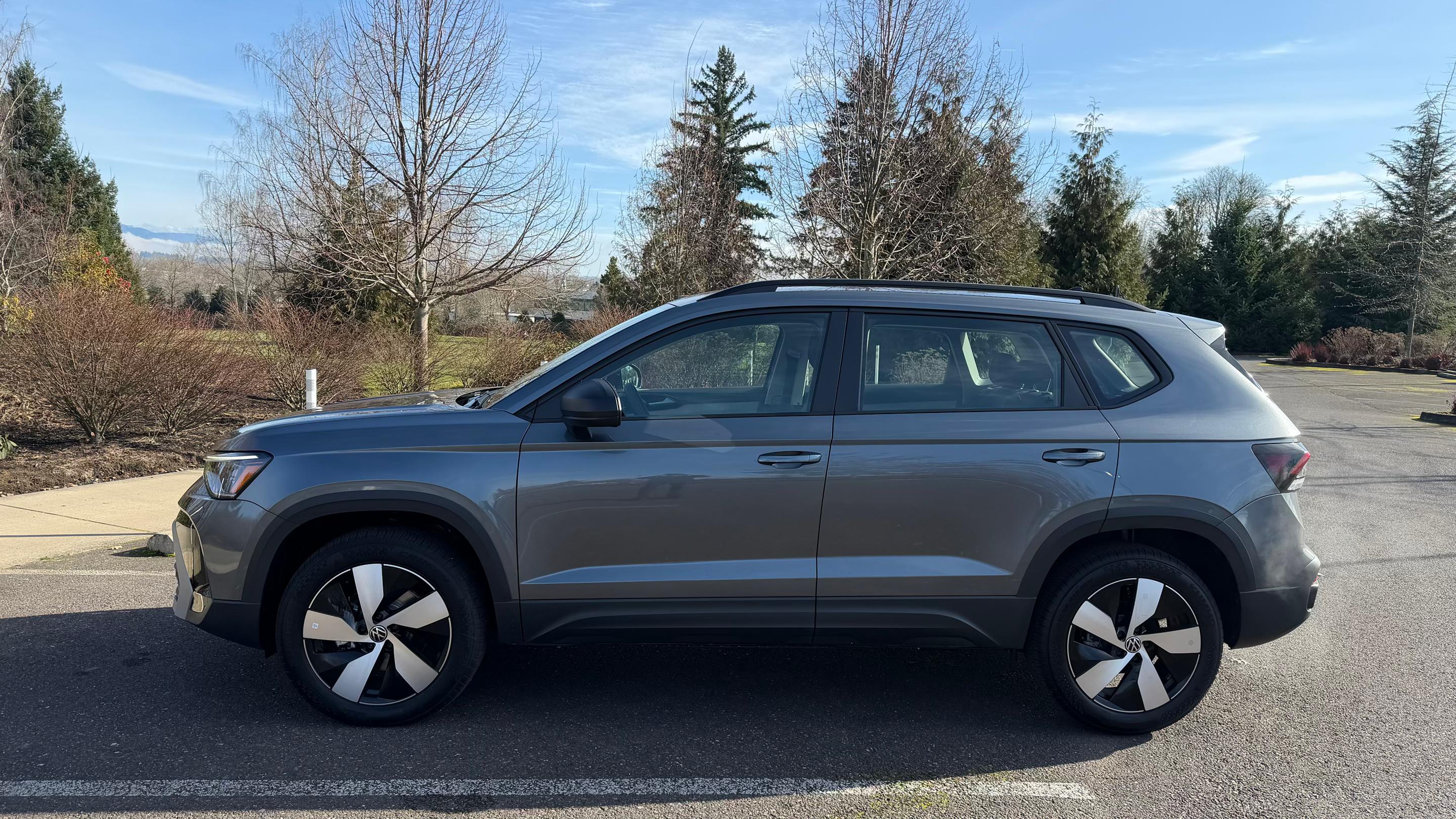 Volkswagen Taos 2025 in Portland, OR