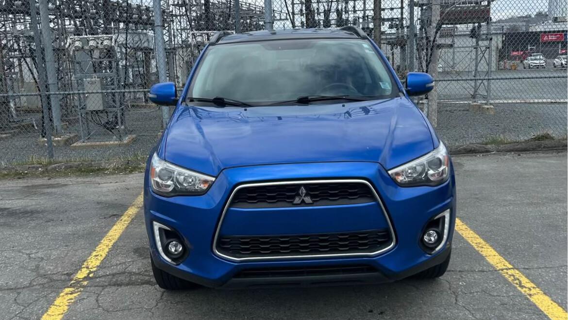 Mitsubishi RVR 2015 à 