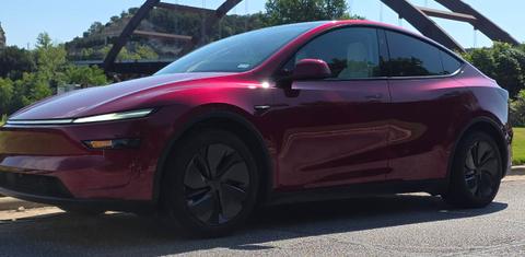 Tesla Model Y 2026
