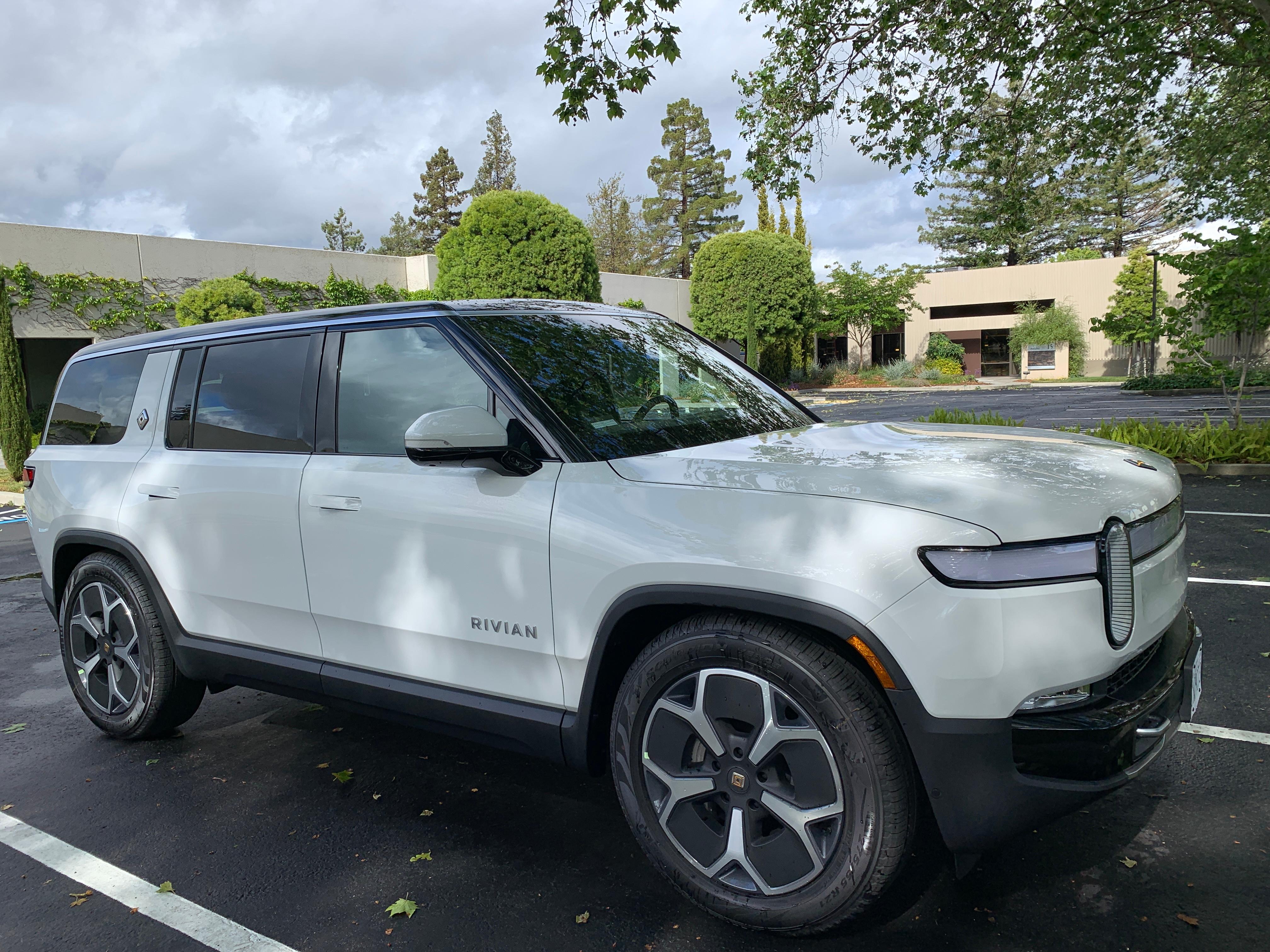 Rivian R1S 2024 in Santa Clara, CA