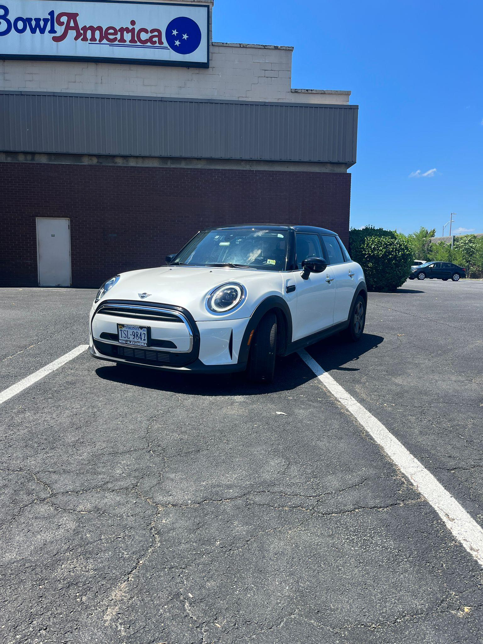 MINI Hardtop 4 Door 2024 in Alexandria, VA