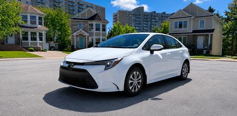 Toyota Corolla Hybrid 2026