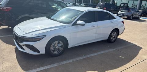 Hyundai Elantra 2025