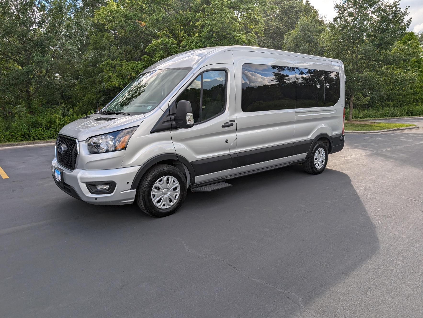 Ford Transit 2024 in Elk Grove Village, IL