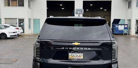Chevrolet Suburban 2025