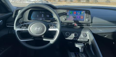 Hyundai Elantra 2025