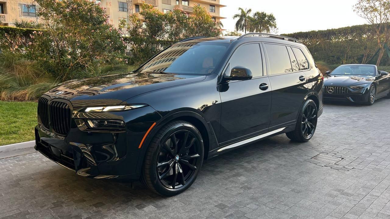 BMW X7 2023 in 