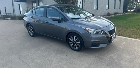 Nissan Versa 2021