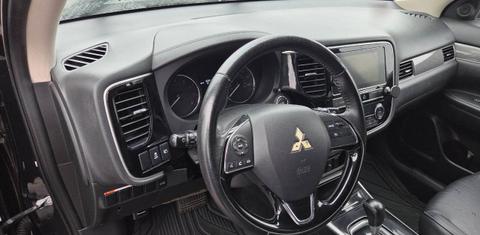 Mitsubishi Outlander 2019