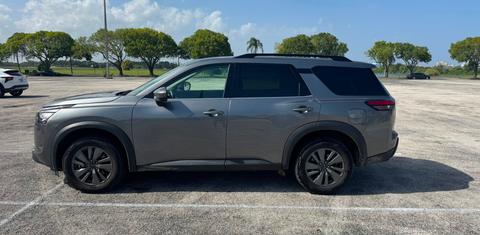 Nissan Pathfinder 2025