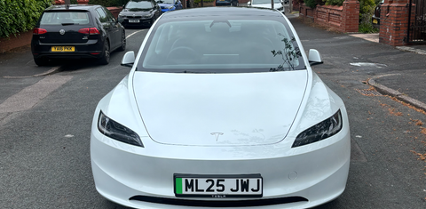 Tesla Model 3 2025