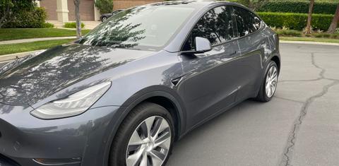 Tesla Model Y 2020