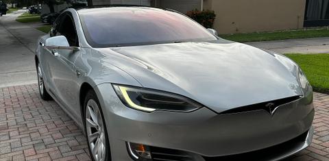 Tesla Model S 2017