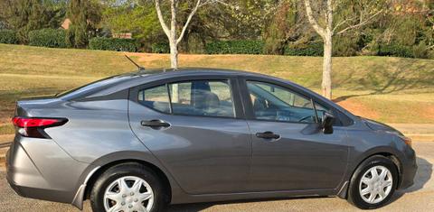 Nissan Versa 2020
