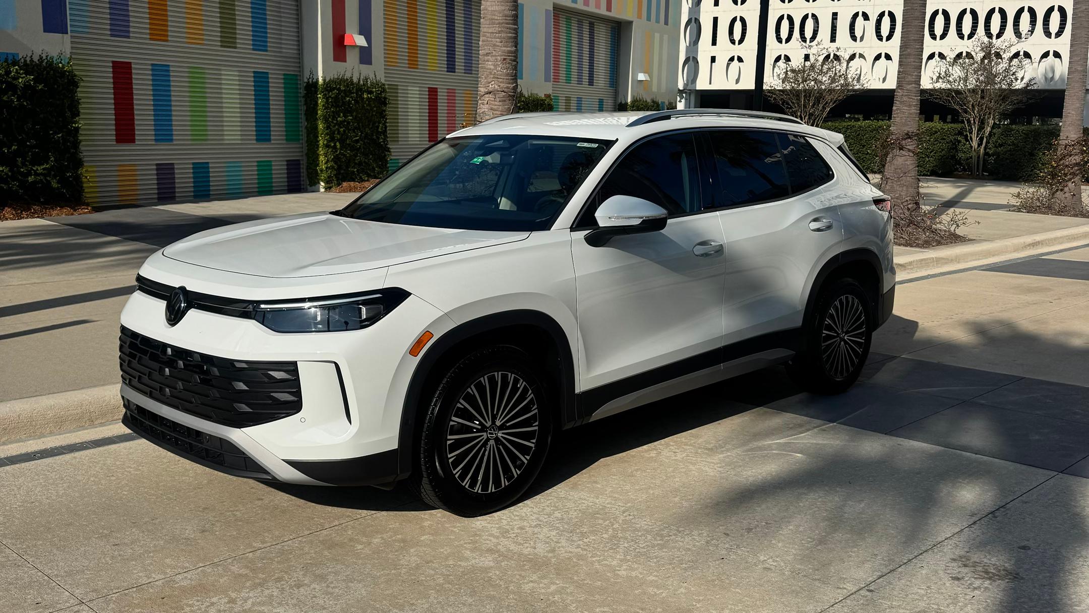 Volkswagen Tiguan 2025 in Orlando, FL