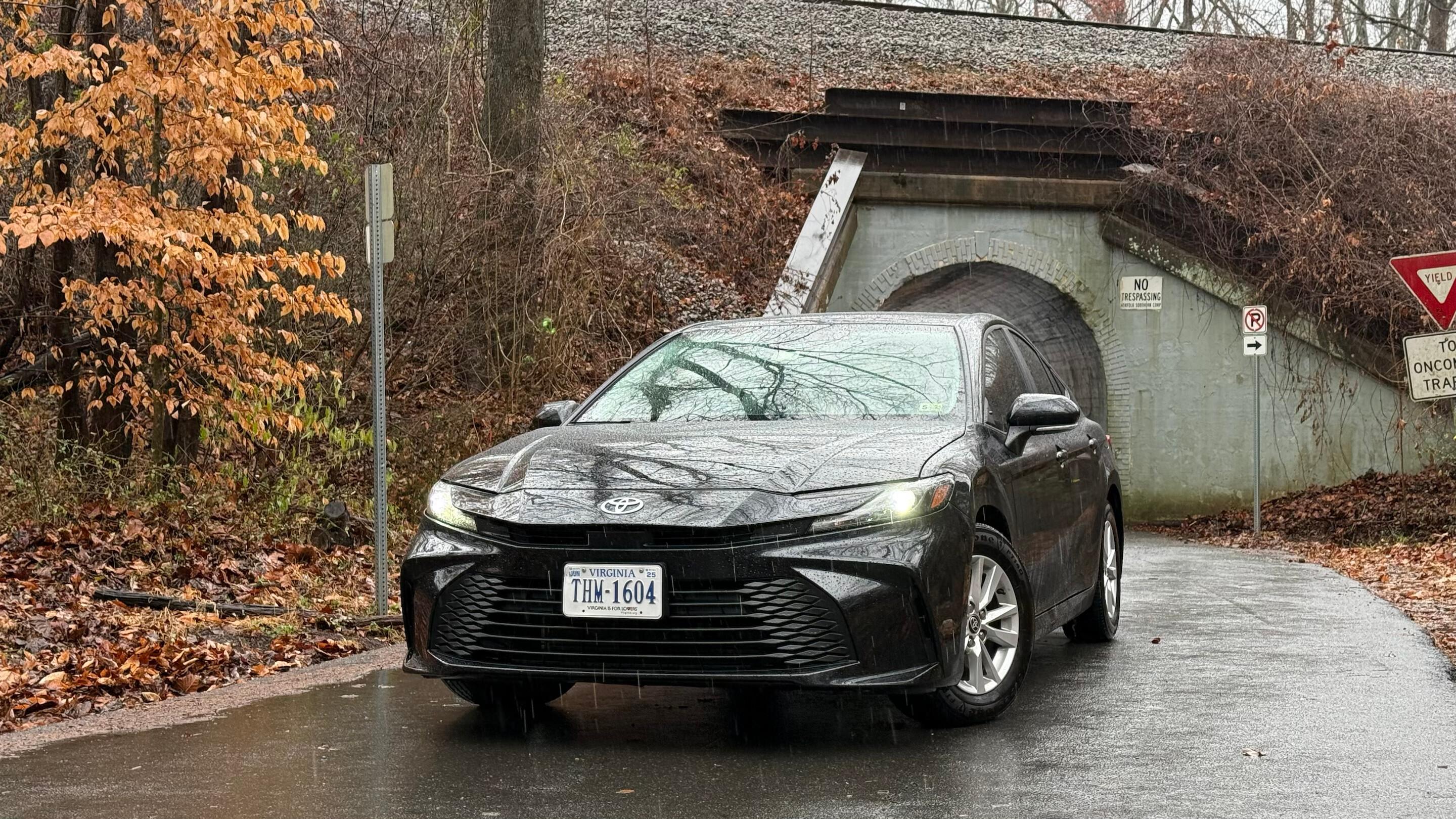Toyota Camry Hybrid 2025 in Fairfax, VA