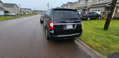 Chrysler Town & Country 2013